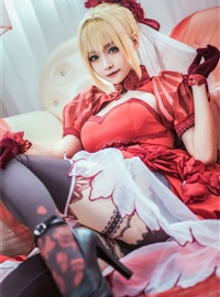 Large and small rolls NO.005 Nero Claudius(11)